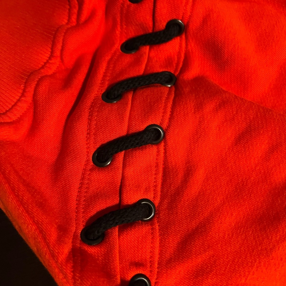 Ivy Park Red Lace-Up Cropped Sweatpants - Picture 6 of 12